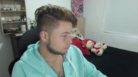 Snapshot of johanleonsweetboy chatting on 03.08.25 JOHAN independient model online show from 03.08.25