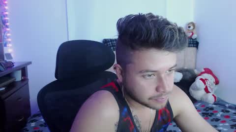 Snapshot of johanleonsweetboy chatting on 09.16.25 JOHAN independient model online show from 09.16.25