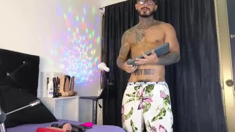 John  online show from 02.26.25