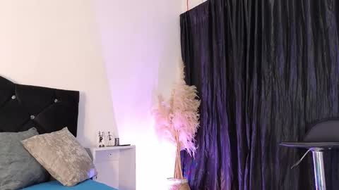 John  online show from 11.07.25