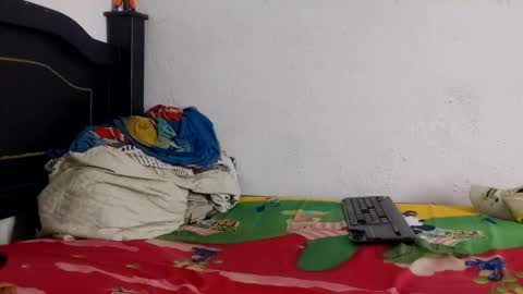 Snapshot of john_balthor chatting on 12.06.24 online show from 12.06.24