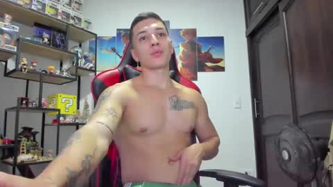 Snapshot of john_s117 chatting on 12.04.24 JOHN online show from 12.04.24