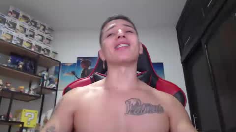 Snapshot of john_s117 chatting on 03.05.25 JOHN online show from 03.05.25