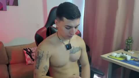 Snapshot of john_s117 chatting on 09.26.25 JOHN online show from 09.26.25