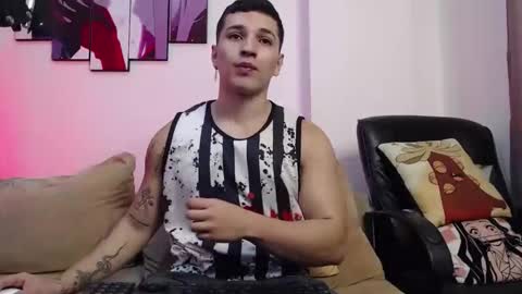 Snapshot of john_s117 chatting on 10.18.25 JOHN online show from 10.18.25