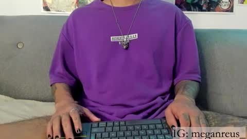 John carrie    Independent  Help me reach my goal 100 likes and 10000 followers  online show from 03.09.25