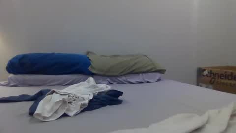 johnjones585121 online show from 02.17.25