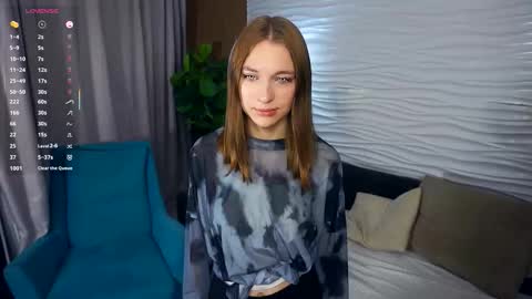 Snapshot of johnnietantum chatting on 11.10.25 Rocio online show from 11.10.25