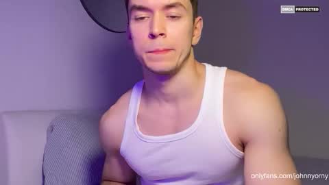Snapshot of johnnnyhorny chatting on 09.08.25 Johnny online show from 09.08.25
