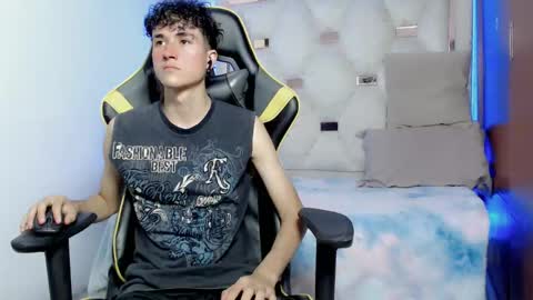 johnny_cagee online show from 10.27.25