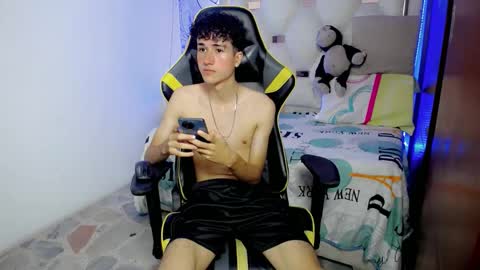 johnny_cagee online show from 11.21.25