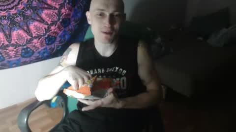 Snapshot of johnny_positive chatting on 09.19.25 Johnny online show from 09.19.25