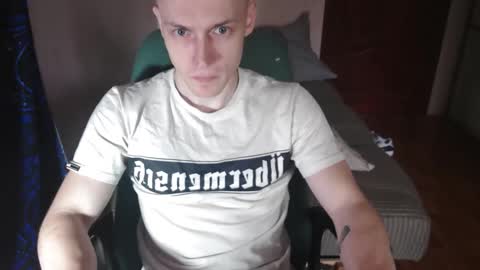 Snapshot of johnny_positive chatting on 10.07.25 Johnny online show from 10.07.25