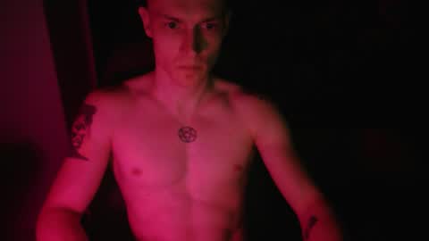 Snapshot of johnny_positive chatting on 10.09.25 Johnny online show from 10.09.25