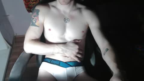 Snapshot of johnny_positive chatting on 10.27.25 Johnny online show from 10.27.25