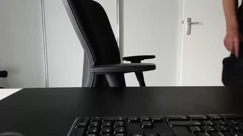 Snapshot of johnny_walker13 chatting on 09.27.25 Johnny Walker13 online show from 09.27.25