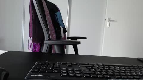 Snapshot of johnny_walker13 chatting on 10.11.25 Johnny Walker13 online show from 10.11.25