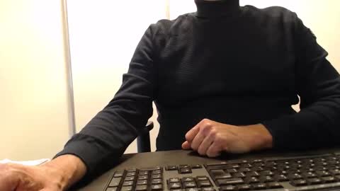 johnny_walker14 online show from 12.18.25