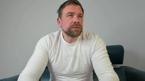 johnnydough82 online show from 03.04.25