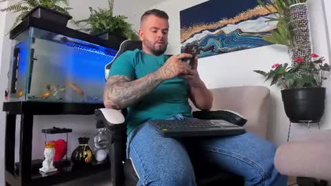 Snapshot of johnnygrayson_ chatting on 06.14.26 JOHNNY online show from 06.14.26