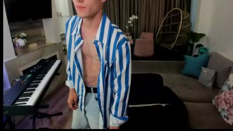 Snapshot of johnnyk8 chatting on 06.17.26 Johnny k. online show from 06.17.26