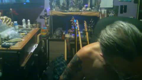 johnnyshung1 online show from 11.29.25