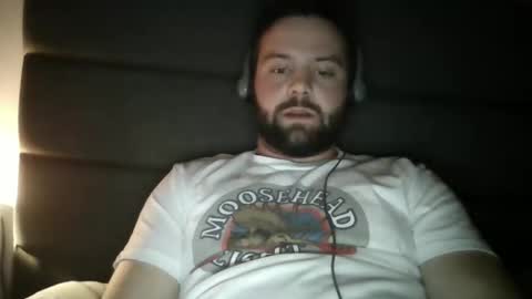 Snapshot of johny28287 chatting on 10.31.25 johny28287 online show from 10.31.25