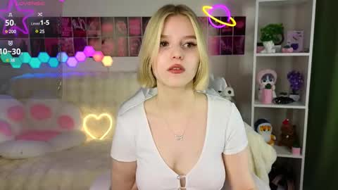 Paula online show from 02.27.25