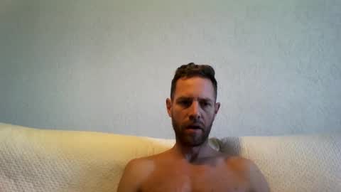 Snapshot of jojo19844 chatting on 10.10.25 jojo19844 online show from 10.10.25