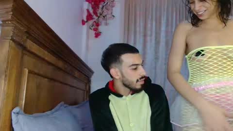 Snapshot of jokerharle1 chatting on 10.19.25 ALICEARABIAN online show from 10.19.25