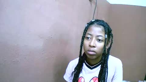 joliekah27 online show from 02.27.25