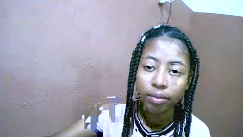 joliekah27 online show from 02.28.25