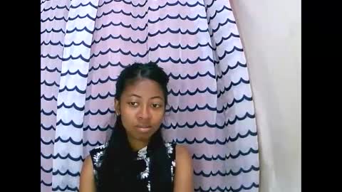 joliekah27 online show from 09.15.25