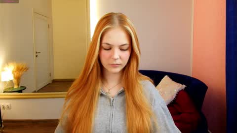 Polly  online show from 03.01.25