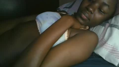 jollynabeb online show from 12.21.25