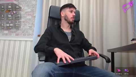 Snapshot of jonahshaw chatting on 11.24.25 JonahShaw online show from 11.24.25