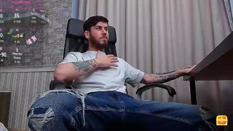 Snapshot of jonahshaw chatting on 02.09.26 JonahShaw online show from 02.09.26