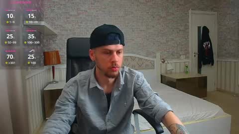 Snapshot of jonahshaw chatting on 05.21.26 JonahShaw online show from 05.21.26