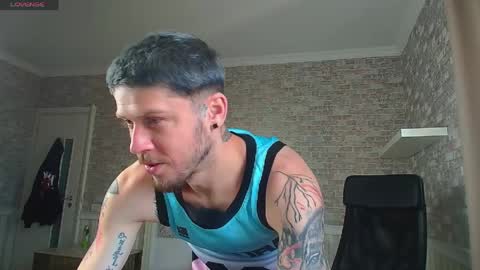 Snapshot of jonahshaw chatting on 05.30.26 JonahShaw online show from 05.30.26