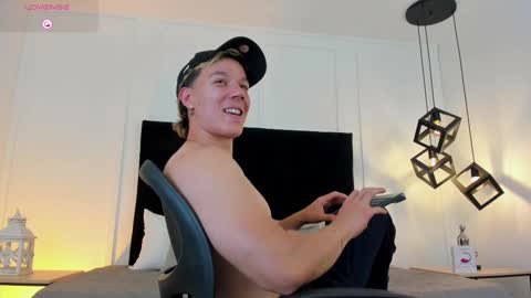 Jonathan Danielss  online show from 02.27.25