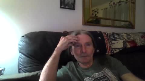 Snapshot of jonelvis6543 chatting on 12.04.25 Jonelvis123456 online show from 12.04.25