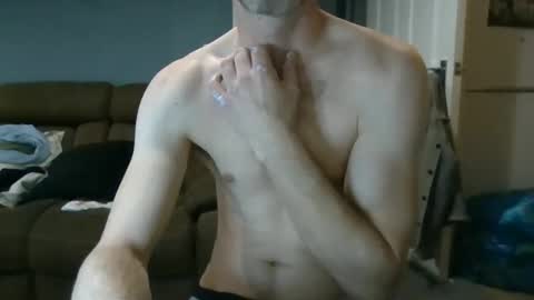 Snapshot of jonlow1 chatting on 02.26.25 jonlow1 online show from 02.26.25