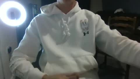 Snapshot of jonlow1 chatting on 09.17.25 jonlow1 online show from 09.17.25