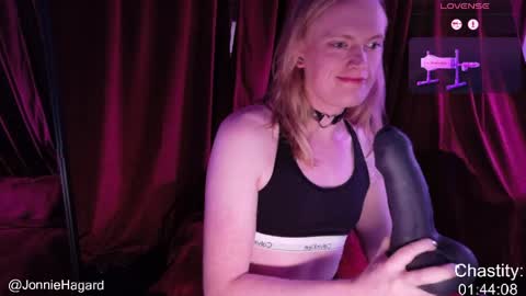 Snapshot of jonniehagard chatting on 05.29.26 Jonnie Hagard online show from 05.29.26