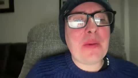 Snapshot of jonnybeeswax7376964133 chatting on 03.04.26 jonnybeeswax7376964133 online show from 03.04.26