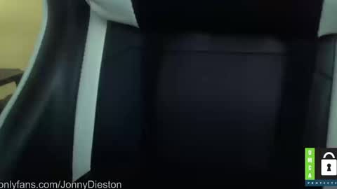 Snapshot of jonnydieston777 chatting on 09.11.25 JonnyDieston online show from 09.11.25