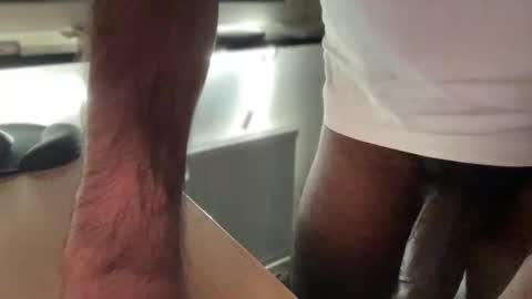 Snapshot of jonznow123 chatting on 12.06.24 jonznow123 online show from 12.06.24