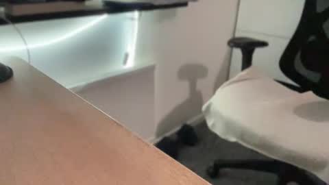 Snapshot of jonznow123 chatting on 12.11.24 jonznow123 online show from 12.11.24