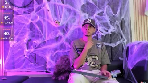 Snapshot of jordan_and_dustin chatting on 10.07.25 jordan_and_dustin online show from 10.07.25