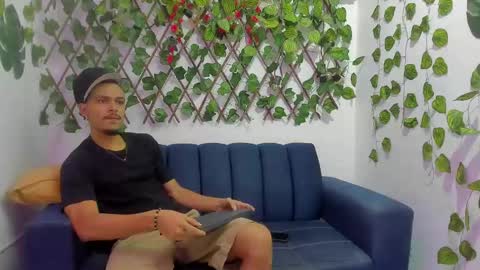 Snapshot of jordan_love7 chatting on 01.08.25 jordan online show from 01.08.25